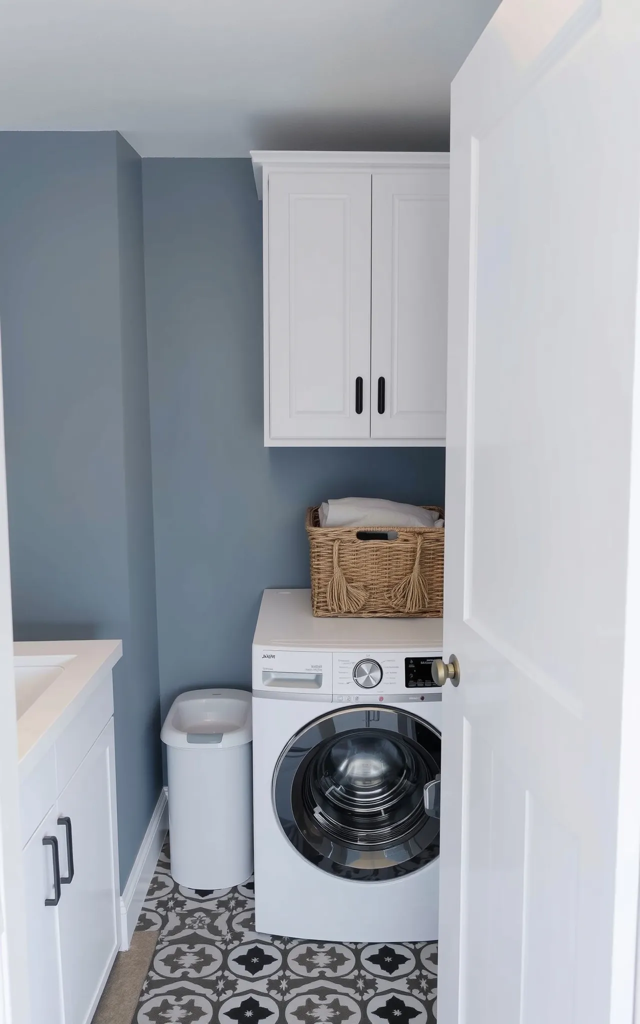 Small Laundry Room Idea 39