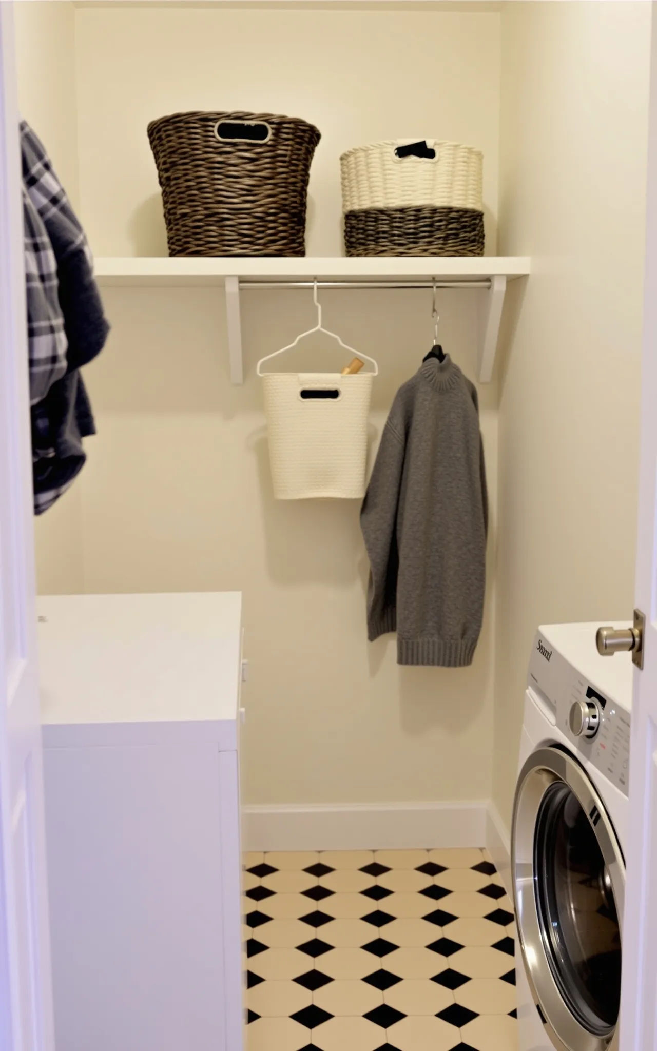 Small Laundry Room Idea 53